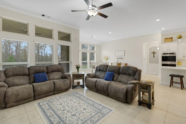 19248 Yellow Chestnut Lane, New Caney, TX 77357