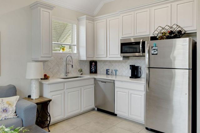 19248 Yellow Chestnut Lane, New Caney, TX 77357