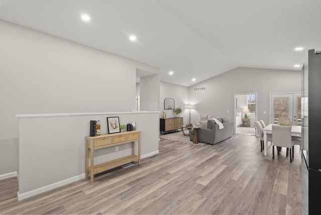 1597 Metcalfe Avenue, Obetz, OH 43207