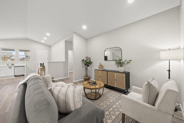 1597 Metcalfe Avenue, Obetz, OH 43207