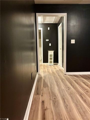 4015 Broadacres Drive, Greensboro, NC 27407