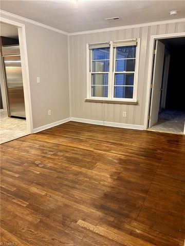 4015 Broadacres Drive, Greensboro, NC 27407