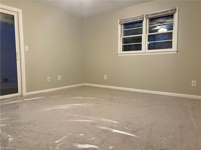 4015 Broadacres Drive, Greensboro, NC 27407