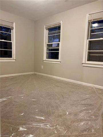 4015 Broadacres Drive, Greensboro, NC 27407