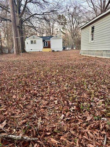 4015 Broadacres Drive, Greensboro, NC 27407