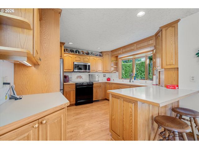 2308 Ne 46TH St, Vancouver, WA 98663