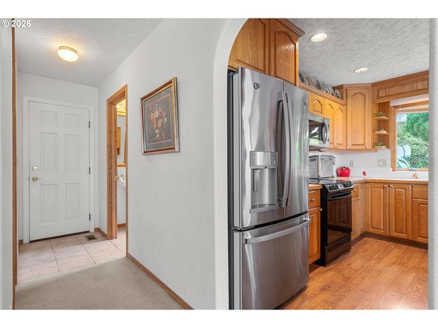 2308 Ne 46TH St, Vancouver, WA 98663