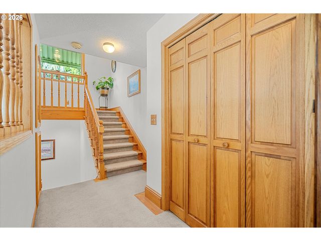 2308 Ne 46TH St, Vancouver, WA 98663