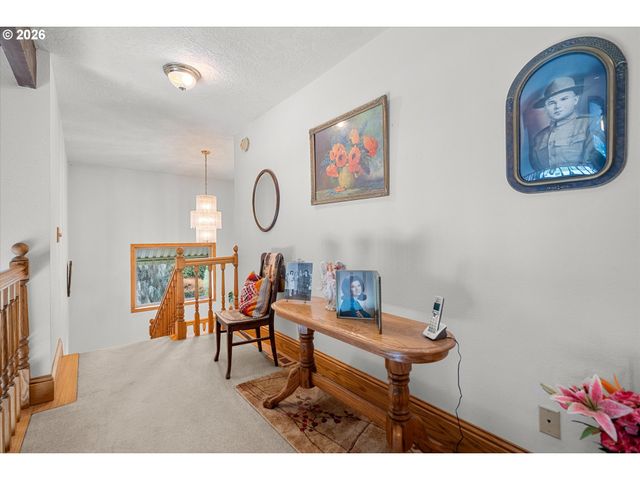 2308 Ne 46TH St, Vancouver, WA 98663