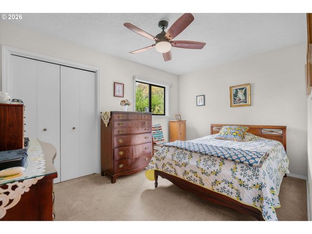 2308 Ne 46TH St, Vancouver, WA 98663