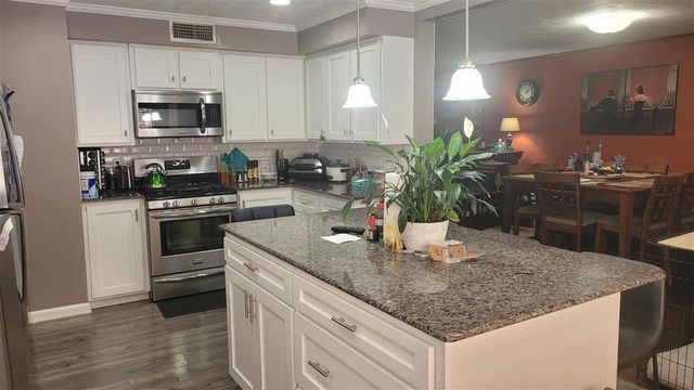 1025 GULF, Sulphur, LA 70633