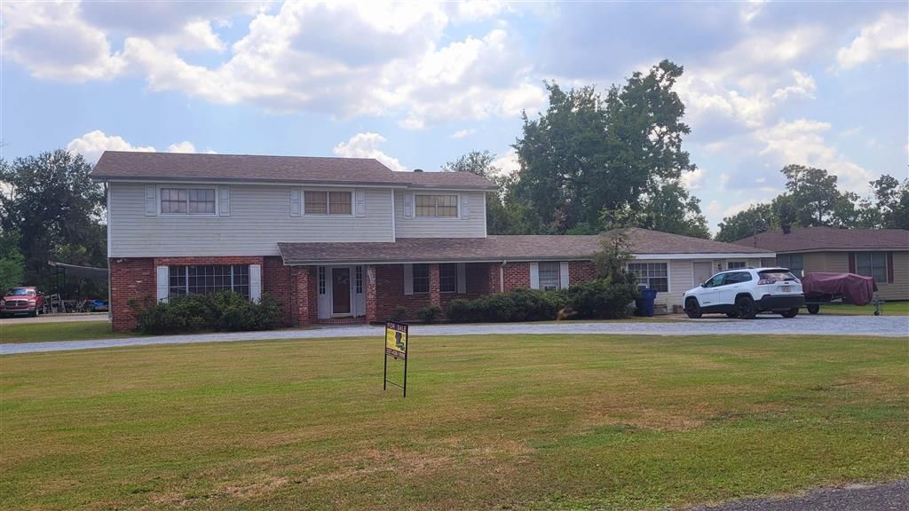 1025 GULF, Sulphur, LA 70633