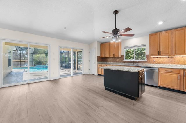 4105 Palmetto Bay Dr, Elkton, FL 32033