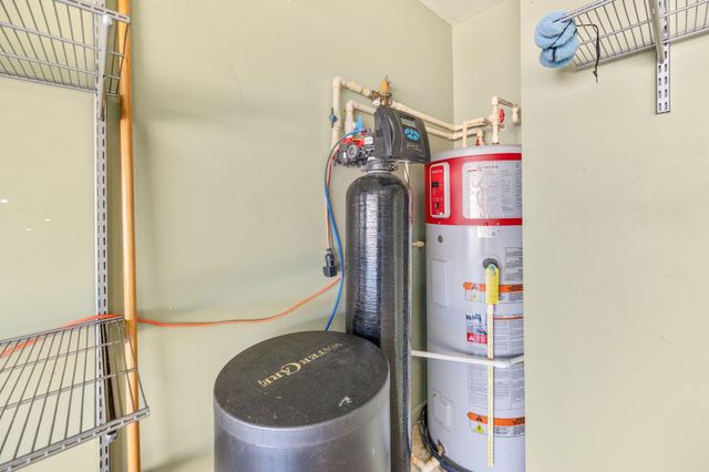 4105 Palmetto Bay Dr, Elkton, FL 32033