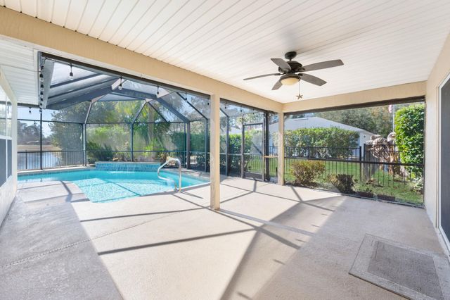 4105 Palmetto Bay Dr, Elkton, FL 32033