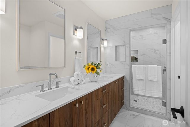 2349 NE 127th Street, Seattle, WA 98125