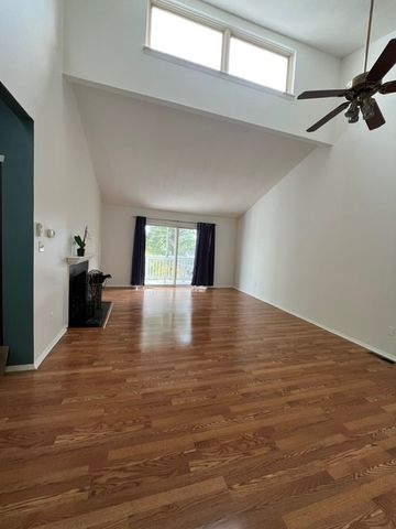 7 Pheasant Run 7, Cromwell, CT 06416