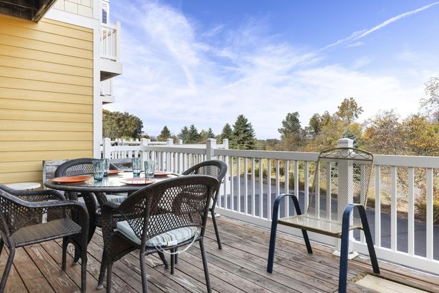 21 Diamond Point Lane 11, New Buffalo City, MI 49117