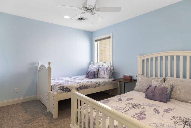 21 Diamond Point Lane 11, New Buffalo City, MI 49117