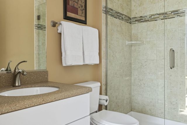 21 Diamond Point Lane 11, New Buffalo City, MI 49117