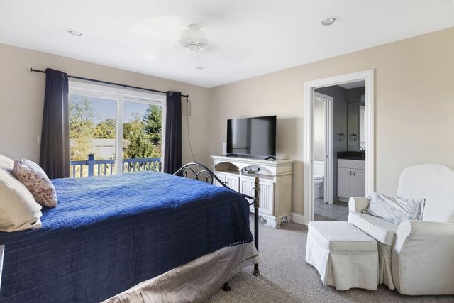 21 Diamond Point Lane 11, New Buffalo City, MI 49117