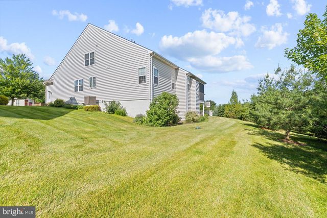 4646 LOGAN CT, Schwenksville, PA 19473