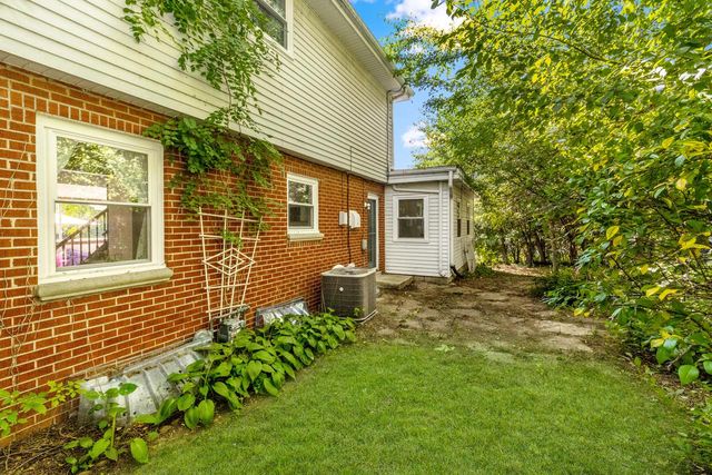 7609 N 51st BOULEVARD, Milwaukee, WI 53223