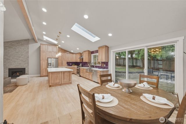 2823 182nd Avenue NE, Redmond, WA 98052