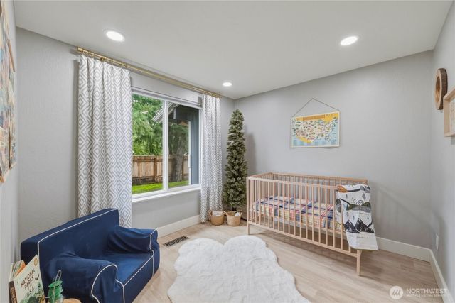 2823 182nd Avenue NE, Redmond, WA 98052