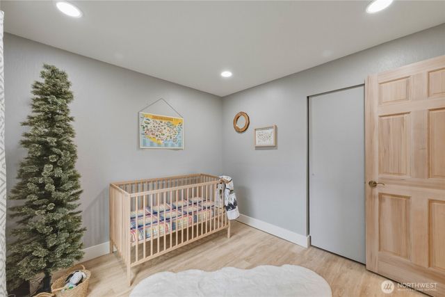 2823 182nd Avenue NE, Redmond, WA 98052