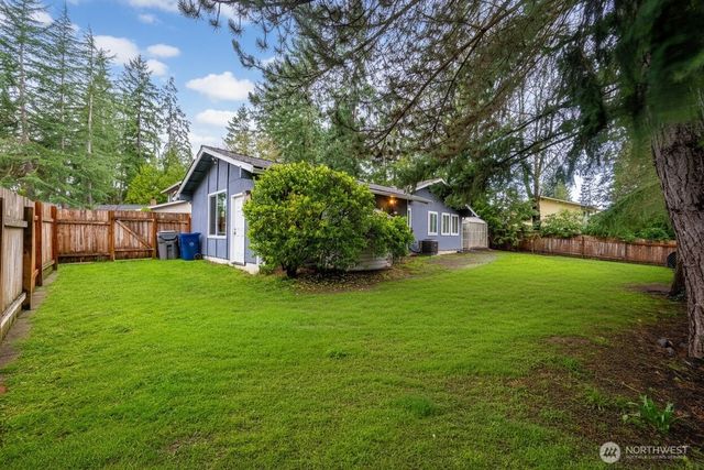 2823 182nd Avenue NE, Redmond, WA 98052