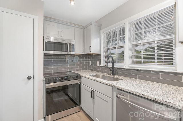 4601 Coronado Drive, Charlotte, NC 28212