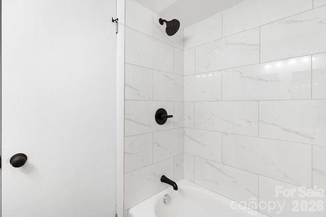 4601 Coronado Drive, Charlotte, NC 28212