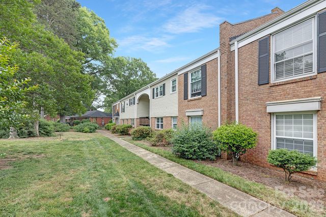 4601 Coronado Drive, Charlotte, NC 28212