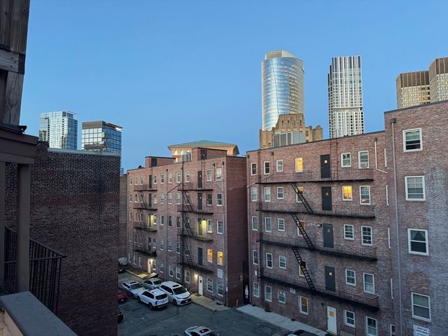 32 Temple Street 3, Boston, MA 02114