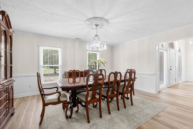 4015 River Hills Dr., Little River, SC 29566