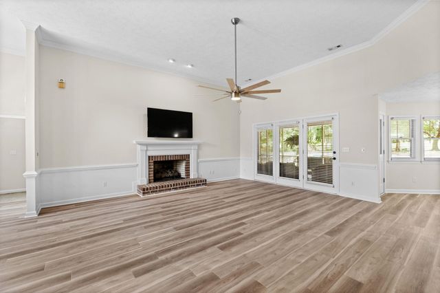 4015 River Hills Dr., Little River, SC 29566