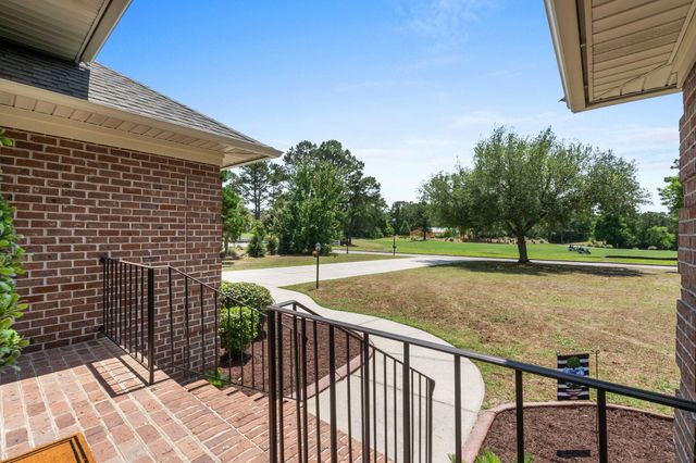 4015 River Hills Dr., Little River, SC 29566
