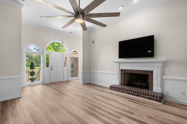 4015 River Hills Dr., Little River, SC 29566