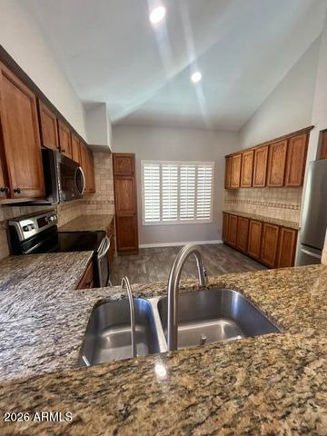1220 E SILVERWOOD Drive, Phoenix, AZ 85048