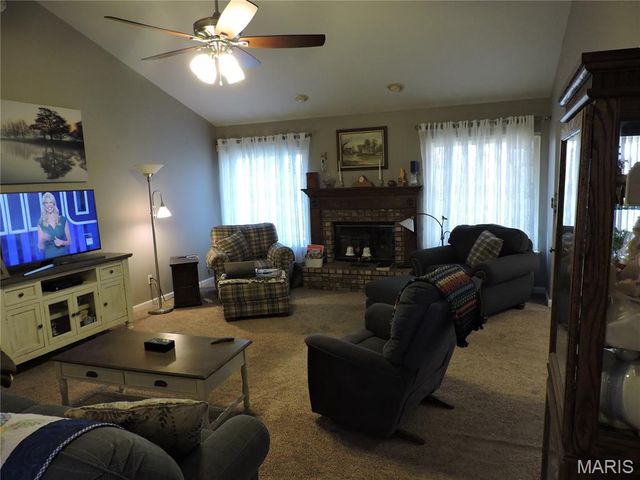 2140 Flatwoods Road, O'fallon, MO 63366