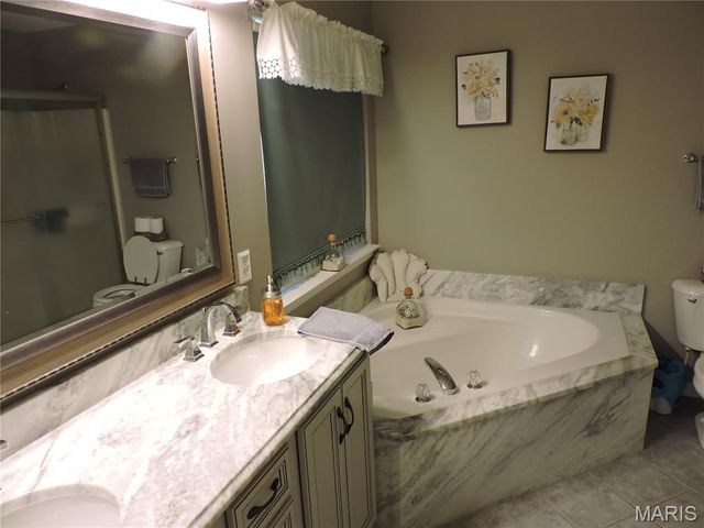 2140 Flatwoods Road, O'fallon, MO 63366