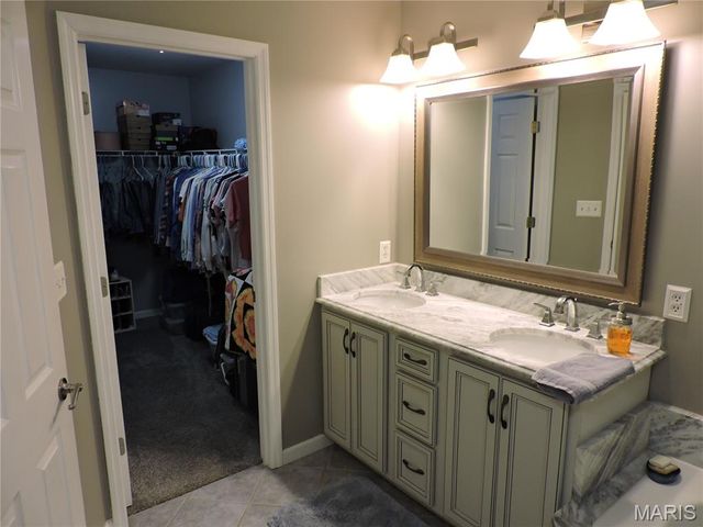 2140 Flatwoods Road, O'fallon, MO 63366