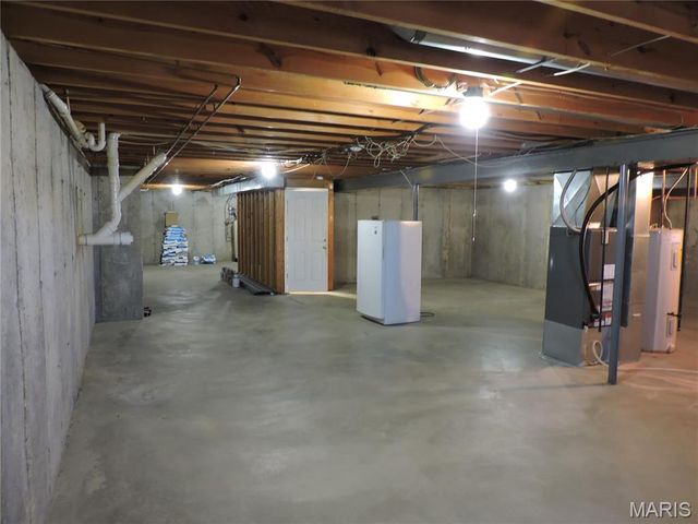 2140 Flatwoods Road, O'fallon, MO 63366