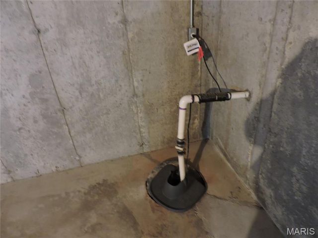 2140 Flatwoods Road, O'fallon, MO 63366