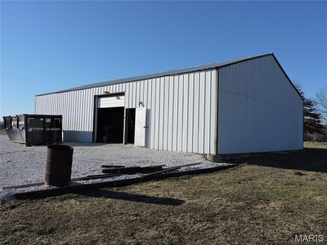 2140 Flatwoods Road, O'fallon, MO 63366