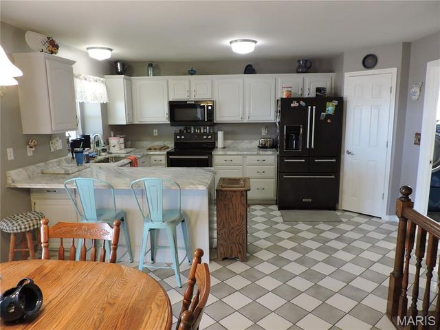 2140 Flatwoods Road, O'fallon, MO 63366