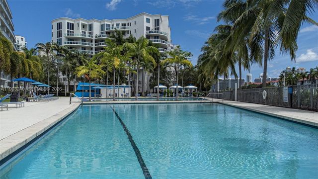 2950 NE 188th Street 139, Aventura, FL 33180