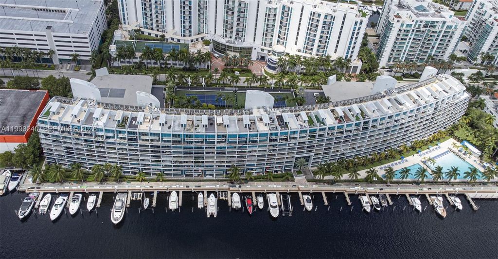 2950 NE 188th Street 139, Aventura, FL 33180