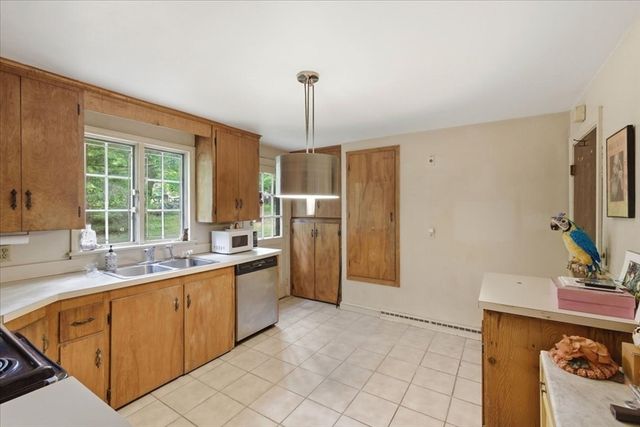 99 Brook Rd, Sharon, MA 02067